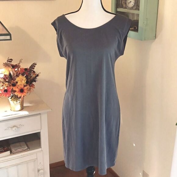 Kenar Modal Shift Dress - Picture 1 of 10